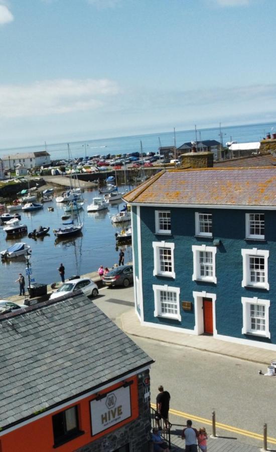 Hive Townhouse Hotel Aberaeron Eksteriør billede