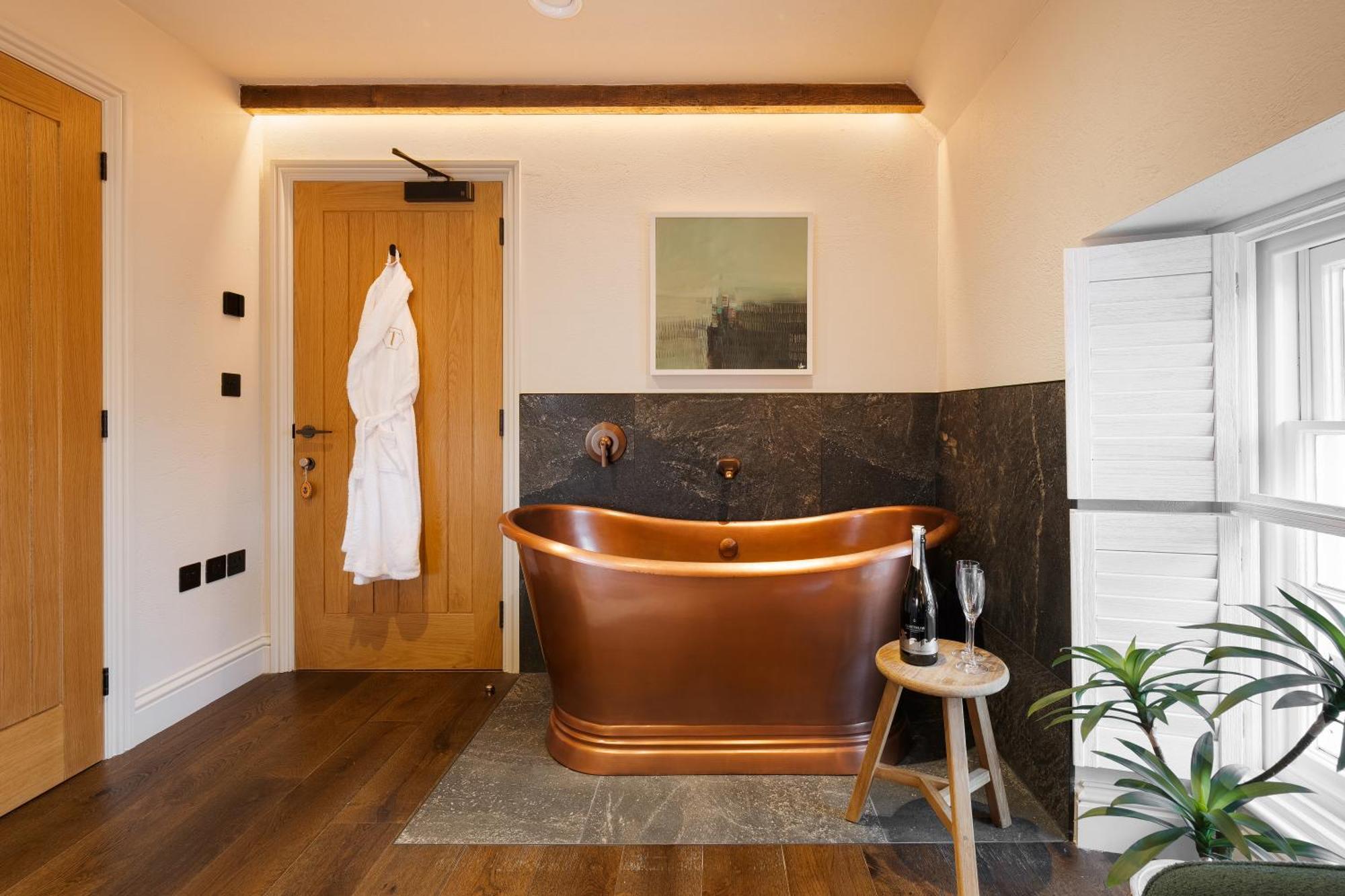 Hive Townhouse Hotel Aberaeron Eksteriør billede