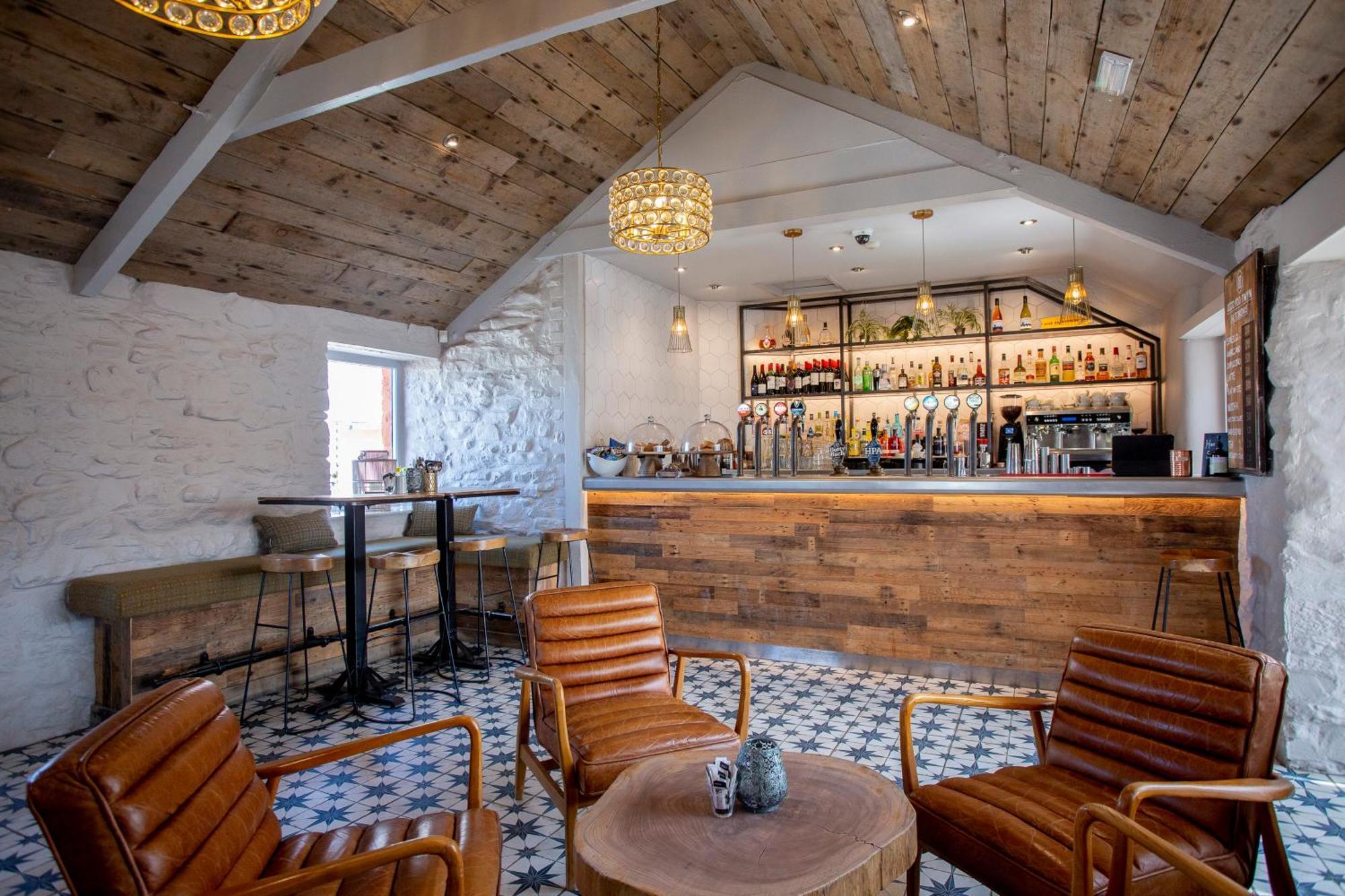 Hive Townhouse Hotel Aberaeron Eksteriør billede